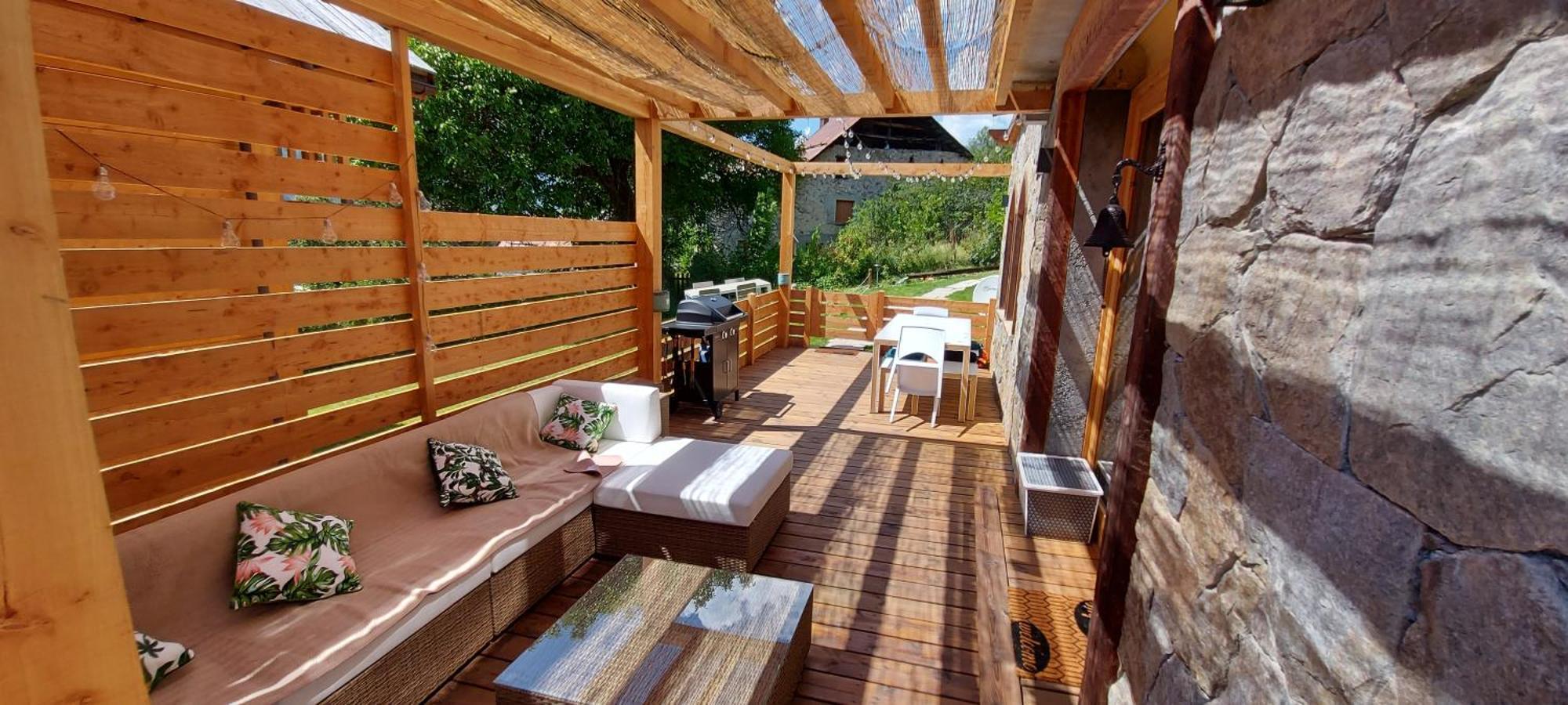 Chalet Serre Cambeou Piscine&Spa Saint-Chaffrey Exterior photo
